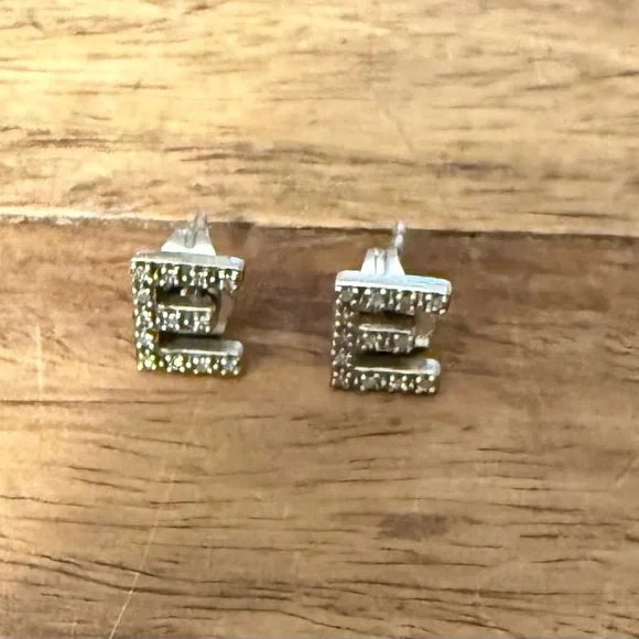 NWOT Diamonique Pave “E” Initial Stud Earrings, Sterling Silver, Pierced - Picture 2 of 4